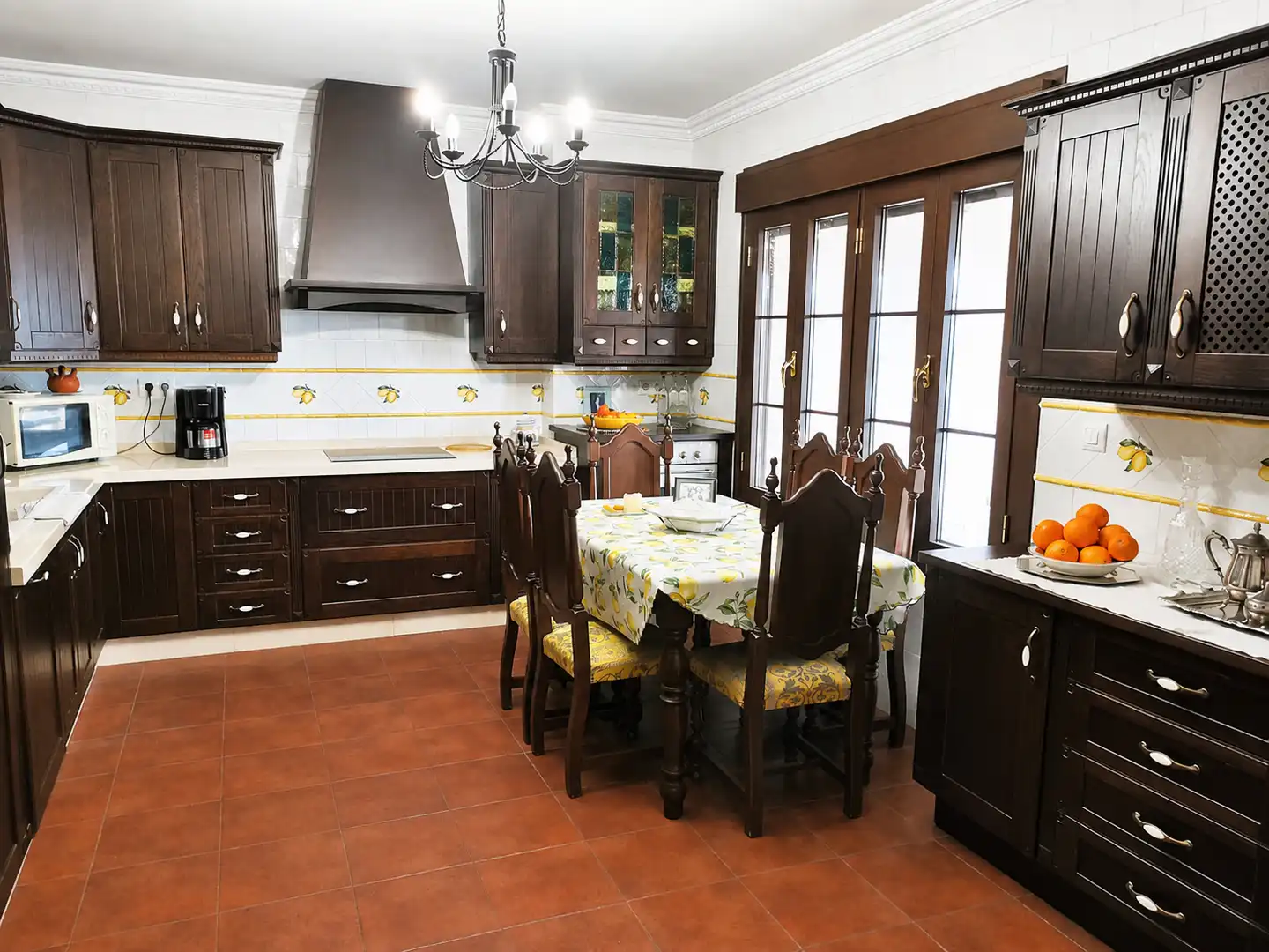 Cocina de Casa o chalet en venta en Valencia de Alcántara con Aire acondicionado, Calefacción y Jardín privado