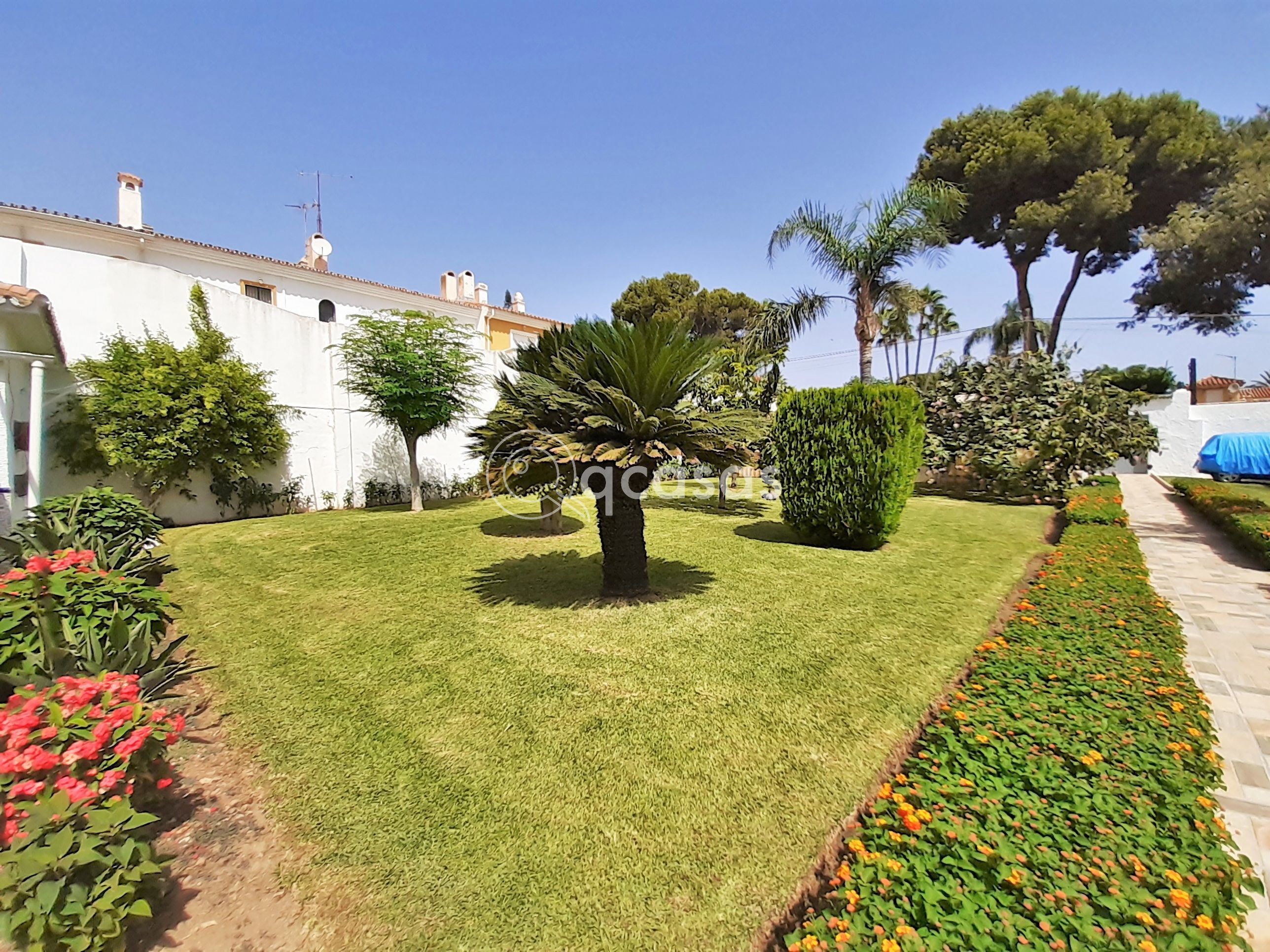 Jardí de Casa o xalet en venda en Benalmádena amb Jardí privat, Terrassa i Traster