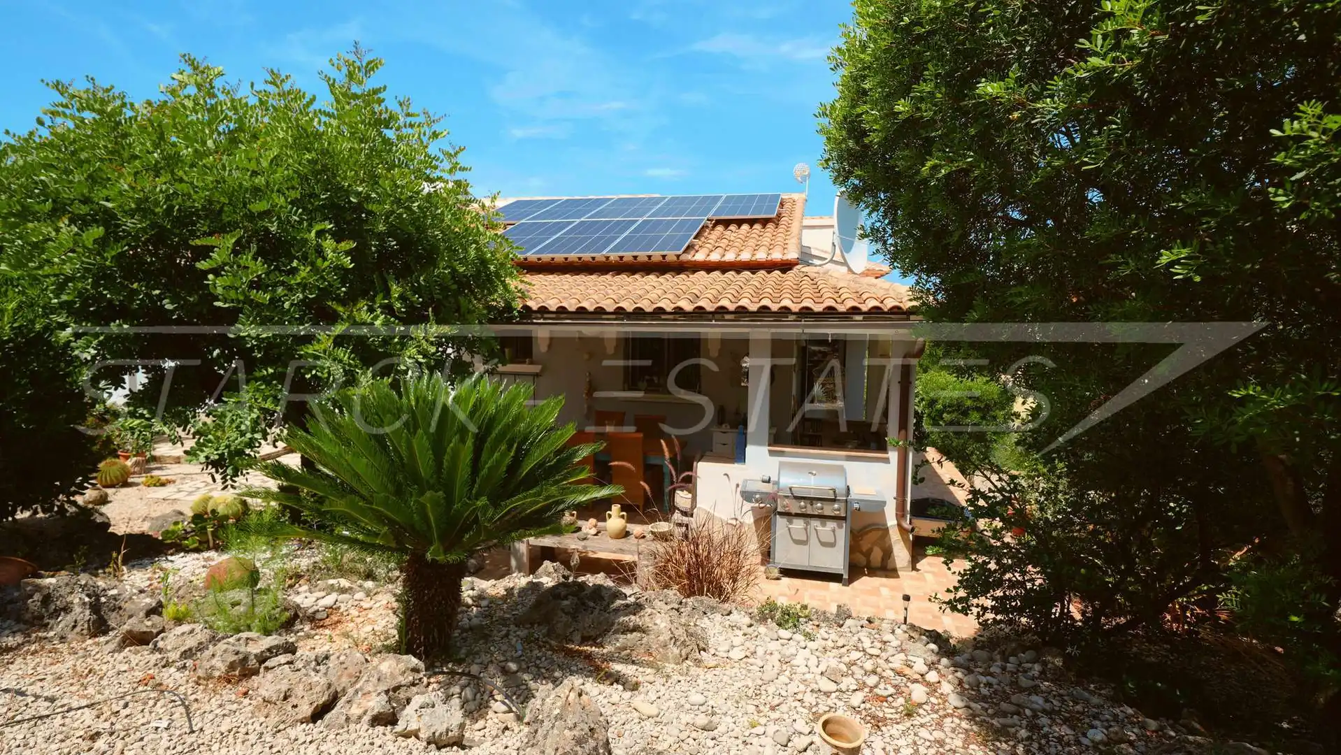 Exterior view of Houses for sale in El Ràfol d'Almúnia  with Air Conditioner, Private garden and Swimming Pool