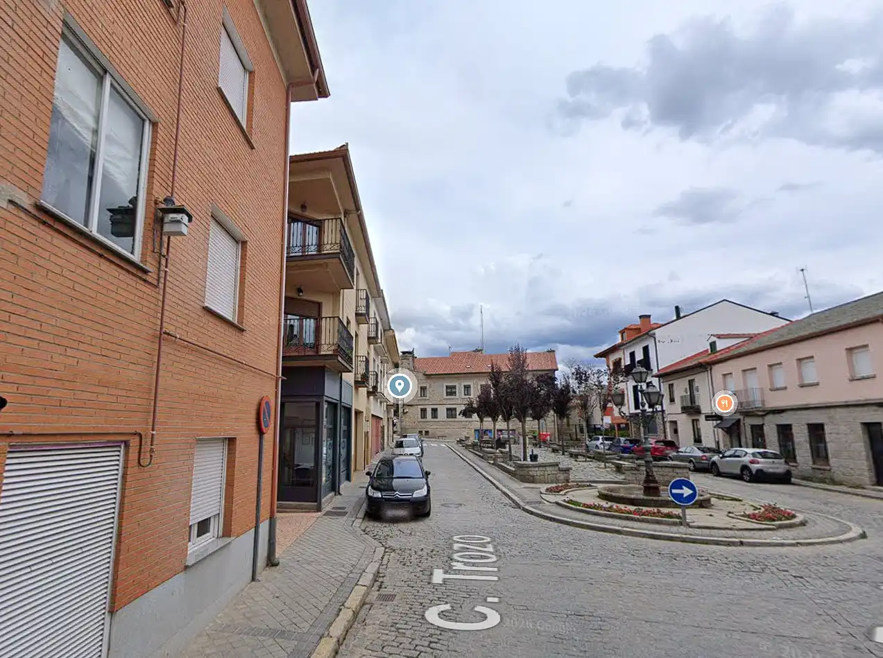Vista exterior de Piso en venta en El Espinar