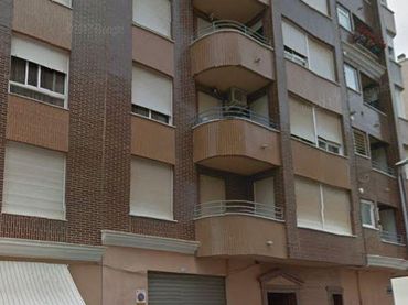 Parking with lift for sale in Serra Dirta
