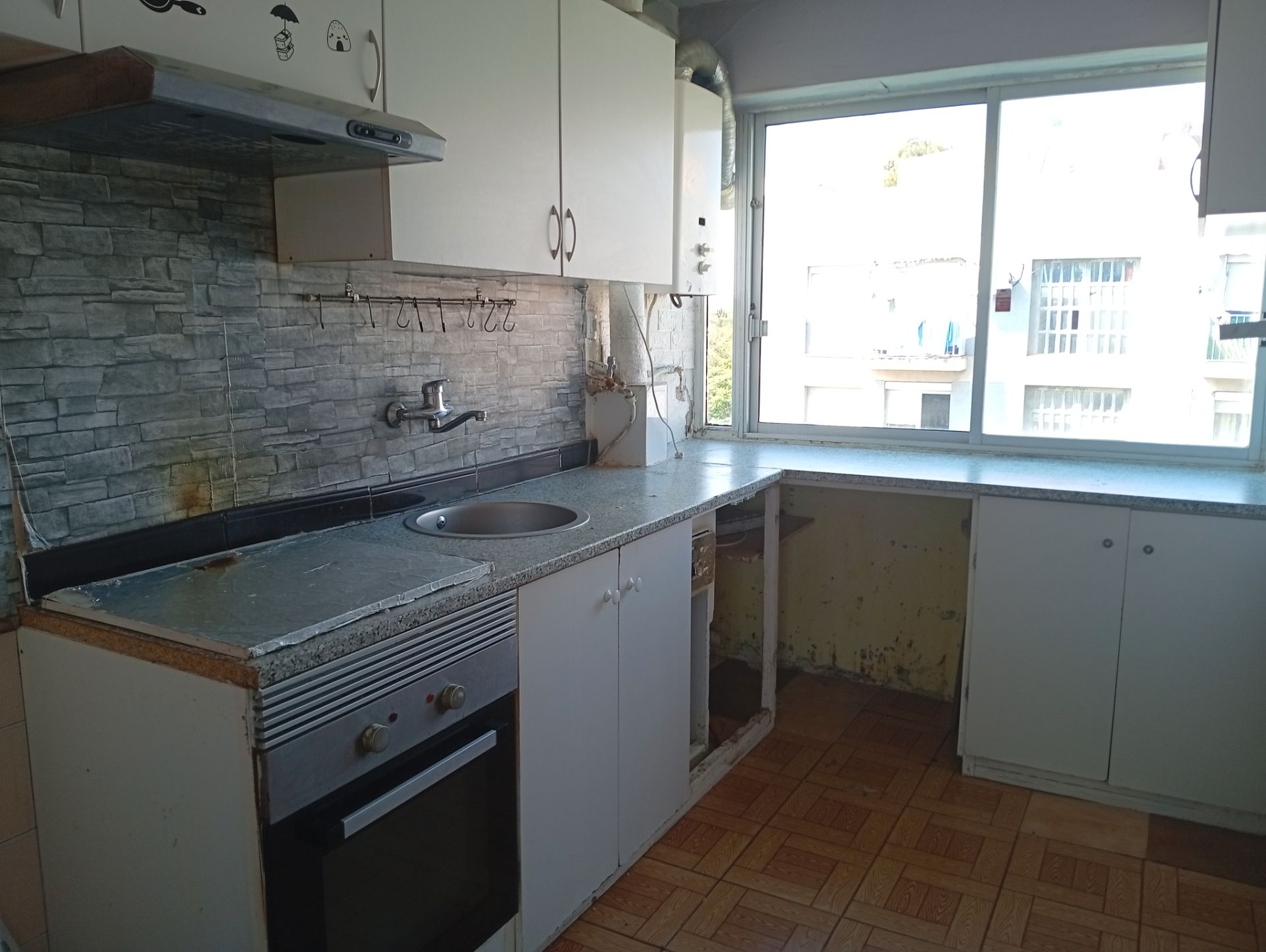 Kitchen of Flat for sale in  Tarragona Capital  with Alarm