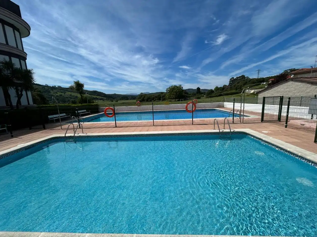 Schwimmbecken von Wohnung zum Verkauf in Noja mit Terrasse und Möbliert
