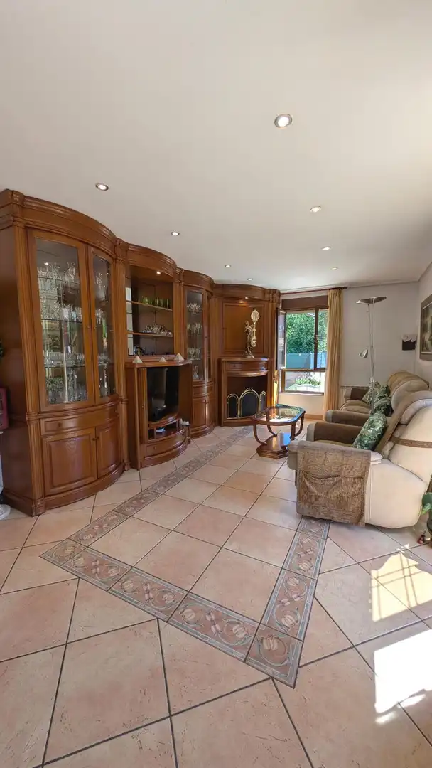 Living room of Houses for sale in Los Corrales de Buelna   with Heating, Private garden and Terrace