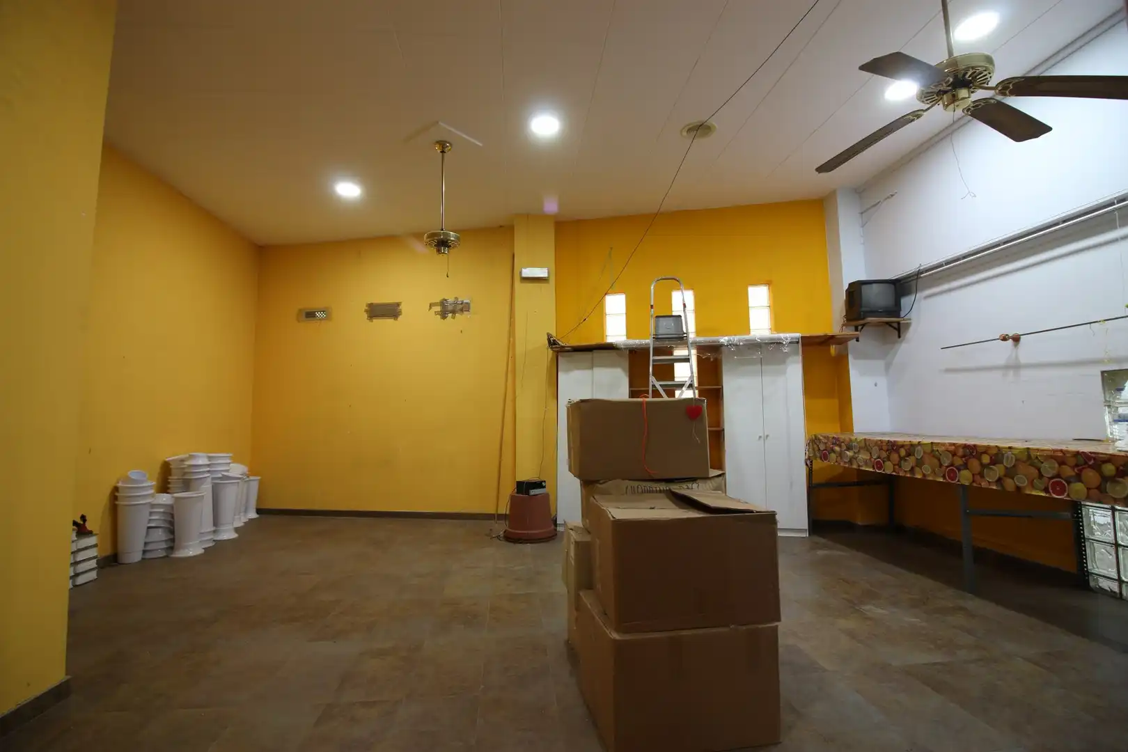 Business premises to rent in Almadrava - Canyelles - Puig-Rom, imagen 7