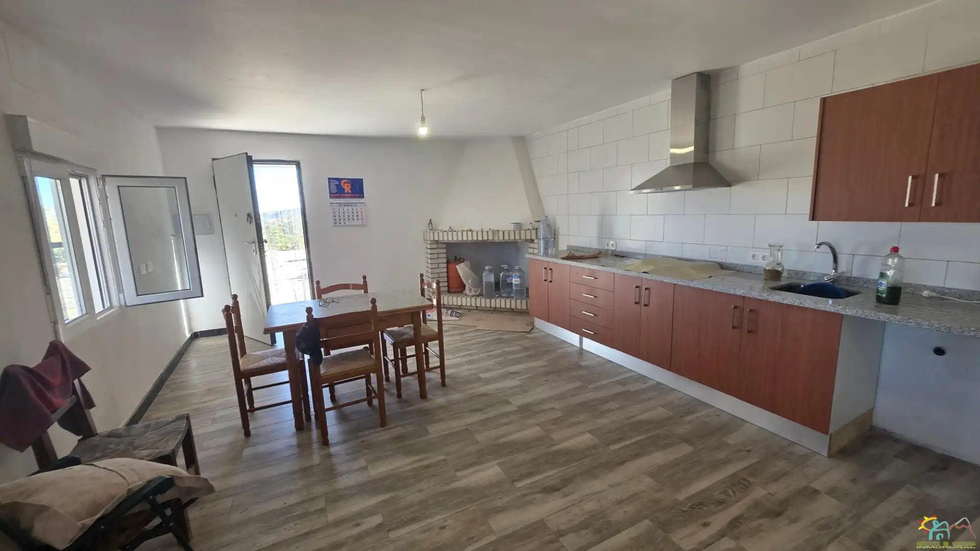 Cuina de Finca rústica en venda en Íllar amb Jardí privat, Terrassa i Moblat