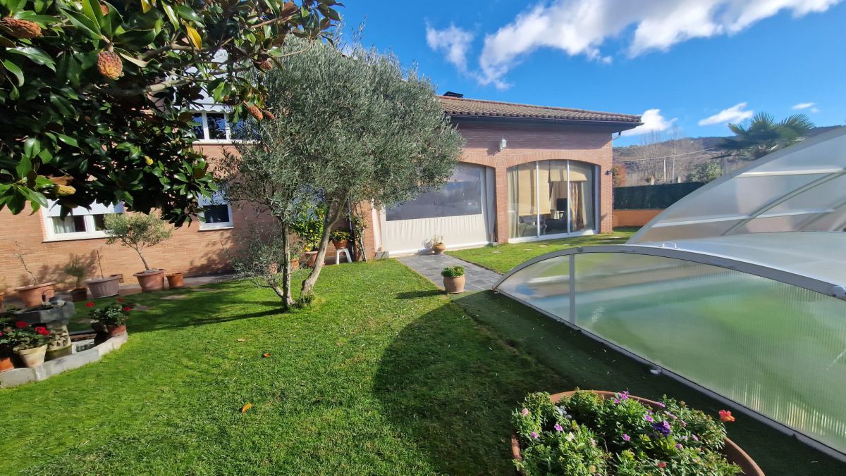 Garden of House or chalet for sale in Villaquilambre  with Heating, Private garden and Terrace