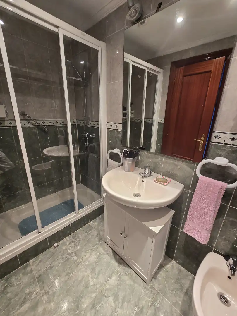 Baño de Dúplex en venta en Bareyo con Calefacción, Parquet y Terraza