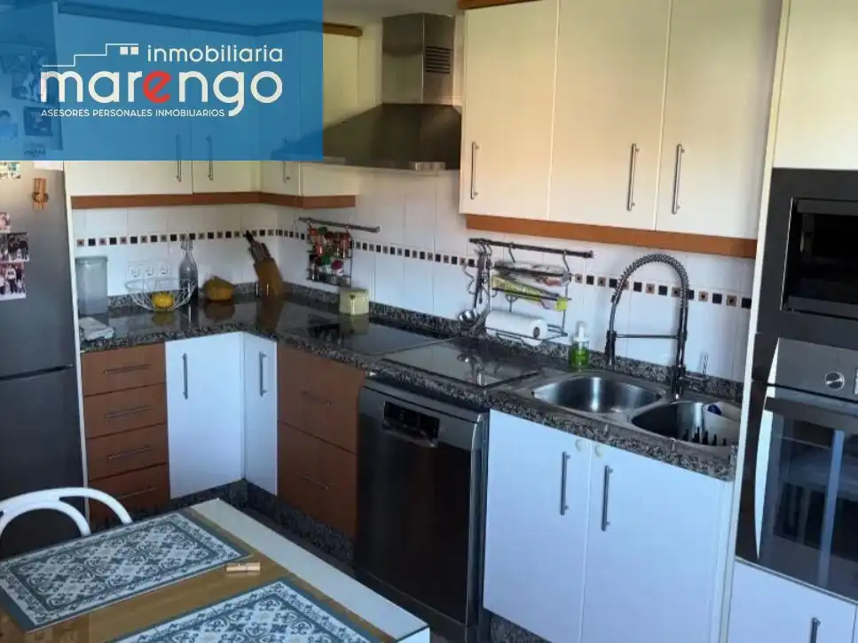 Kitchen of Flat for sale in Piscinas