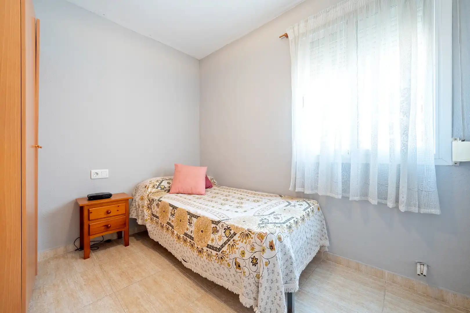 Bedroom of Houses for sale in Cambrils