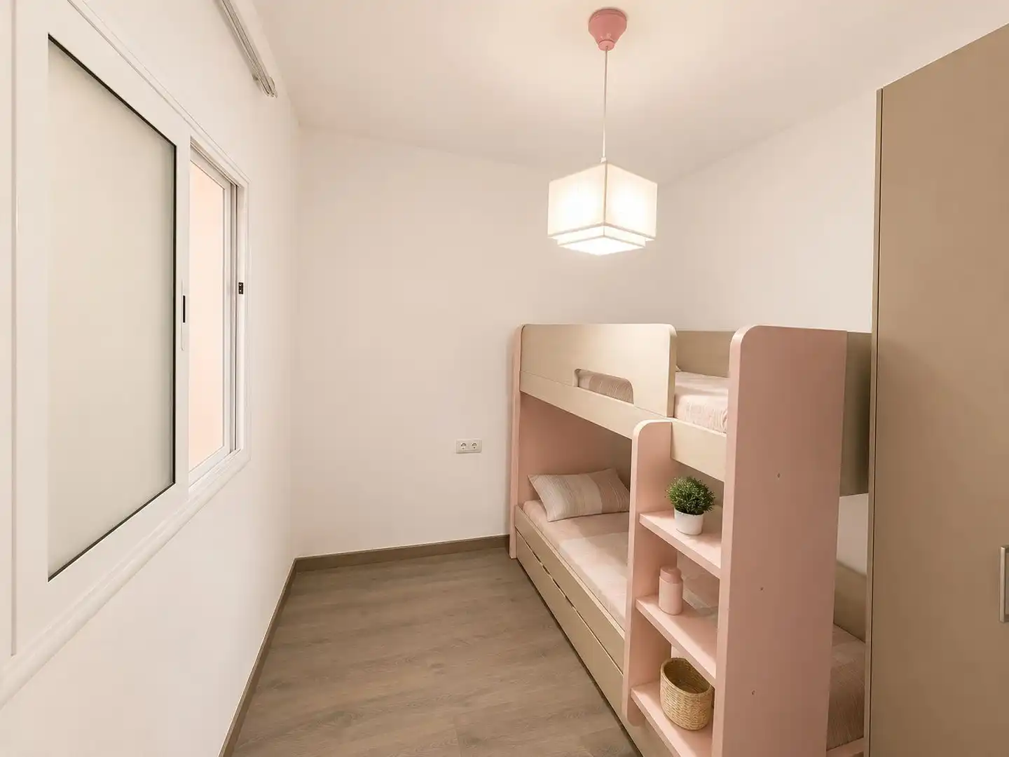 Bedroom of Houses for sale in El Masnou  with Heating