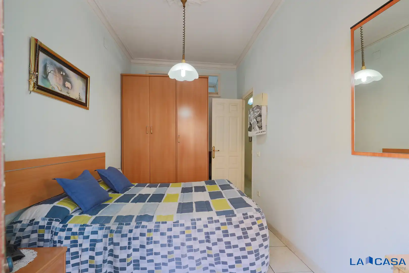 Habitación de Piso en venta en Barcelona con Balcón