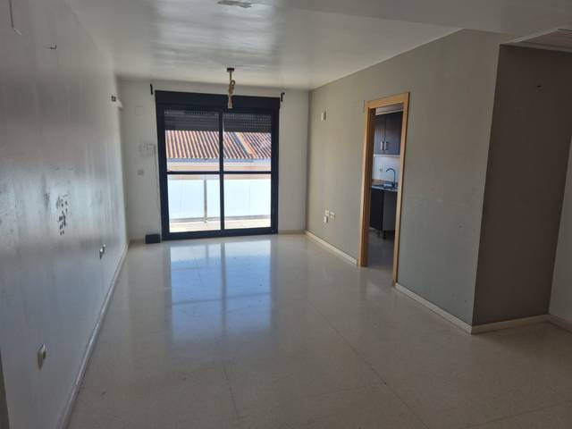 Piso en Venta en Carrer Verge dels Dolors en Llocnou d'En Fenollet