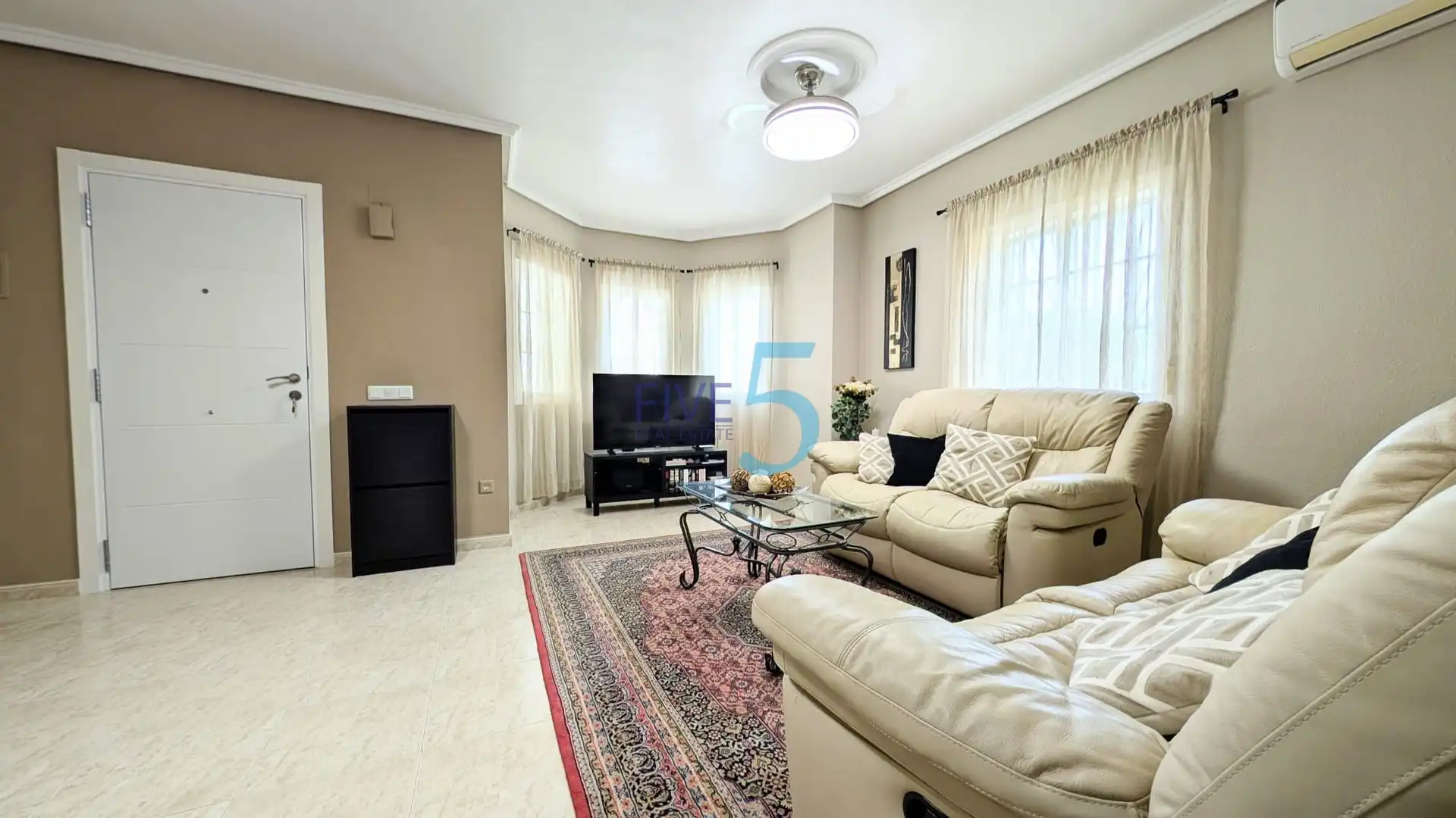 Sala d'estar de Casa o xalet en venda en Rojales amb Aire condicionat, Calefacció i Terrassa
