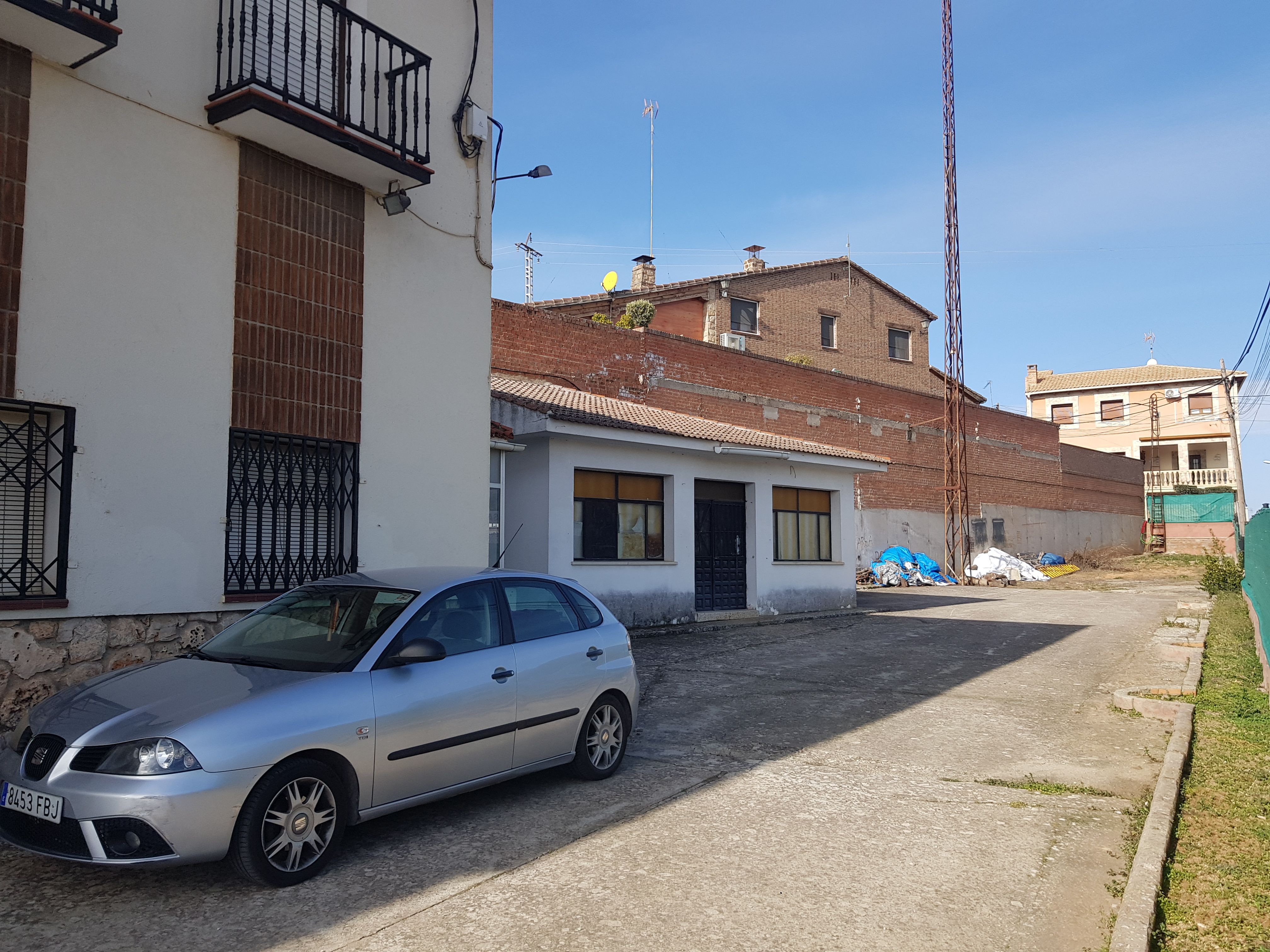 Exterior view of House or chalet for sale in Mondéjar  with Heating, Terrace and Storage room