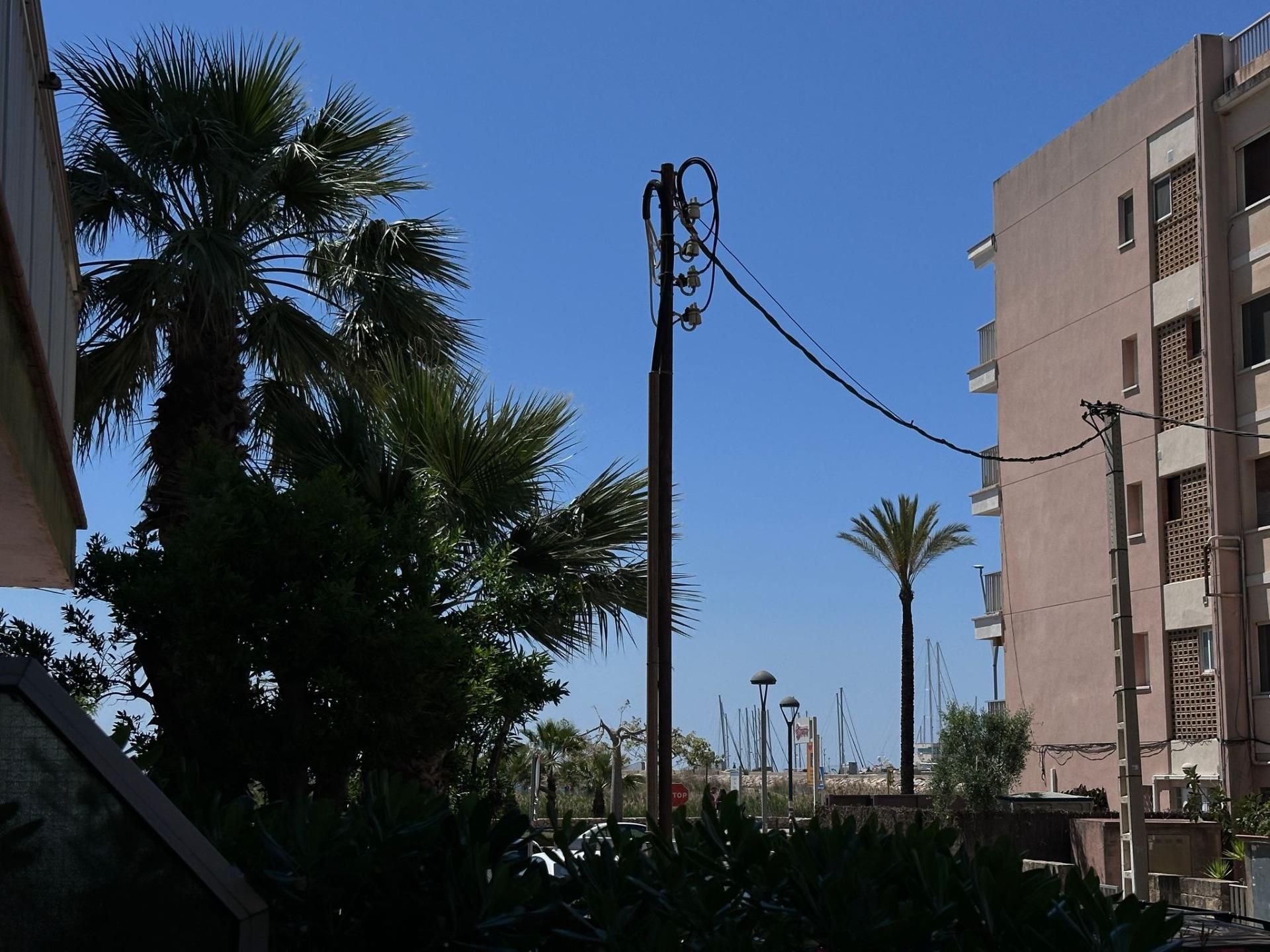 Vista exterior de Planta baixa en venda en Calafell amb Calefacció, Terrassa i Balcó