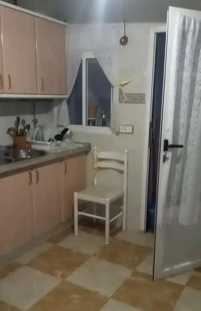 Cuina de Planta baixa en venda en Segura de la Sierra amb Traster i Moblat