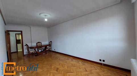 Foto 4 de Pis de lloguer a Calle Lilas, Garrido Norte, Salamanca Capital