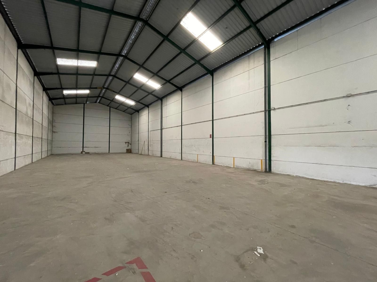 Nave industrial de alquiler en Ruta de la Plata