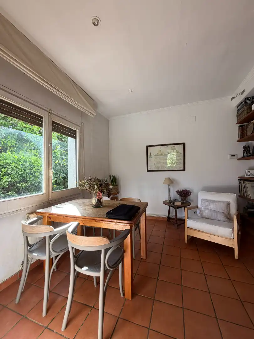 Sala d'estar de Casa o xalet en venda en Sant Cugat del Vallès amb Calefacció, Jardí privat i Terrassa