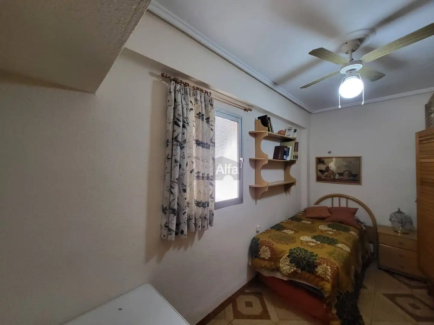 Flat for rent in Carrer de Conchita Piquer, 10, El Calvari