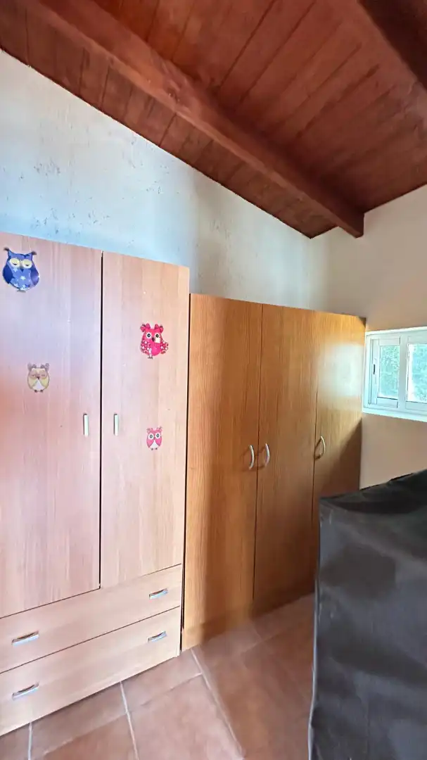 Dormitori de Casa adosada en venda en Revillarruz amb Calefacció, Jardí privat i Parquet