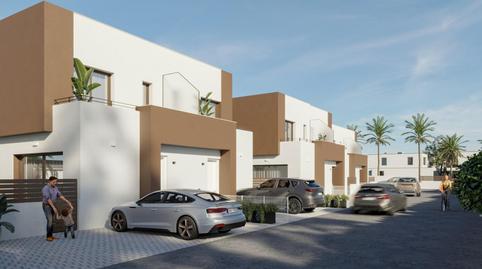 Foto 4 de Casa adosada en venda a La Marina, Elche / Elx