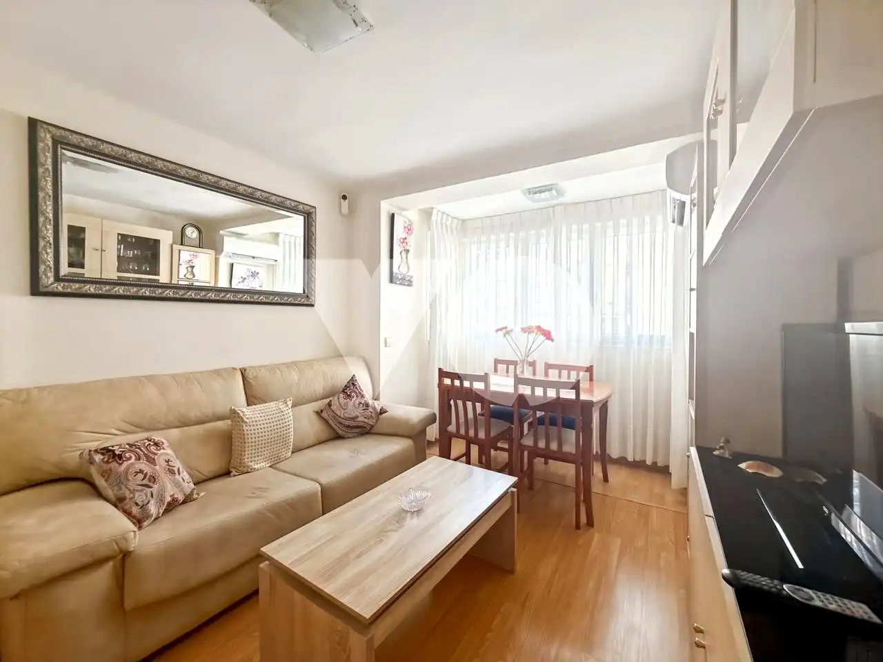 Wohnzimmer von Wohnung zum Verkauf in Madrid mit Klimaanlage und Heizung