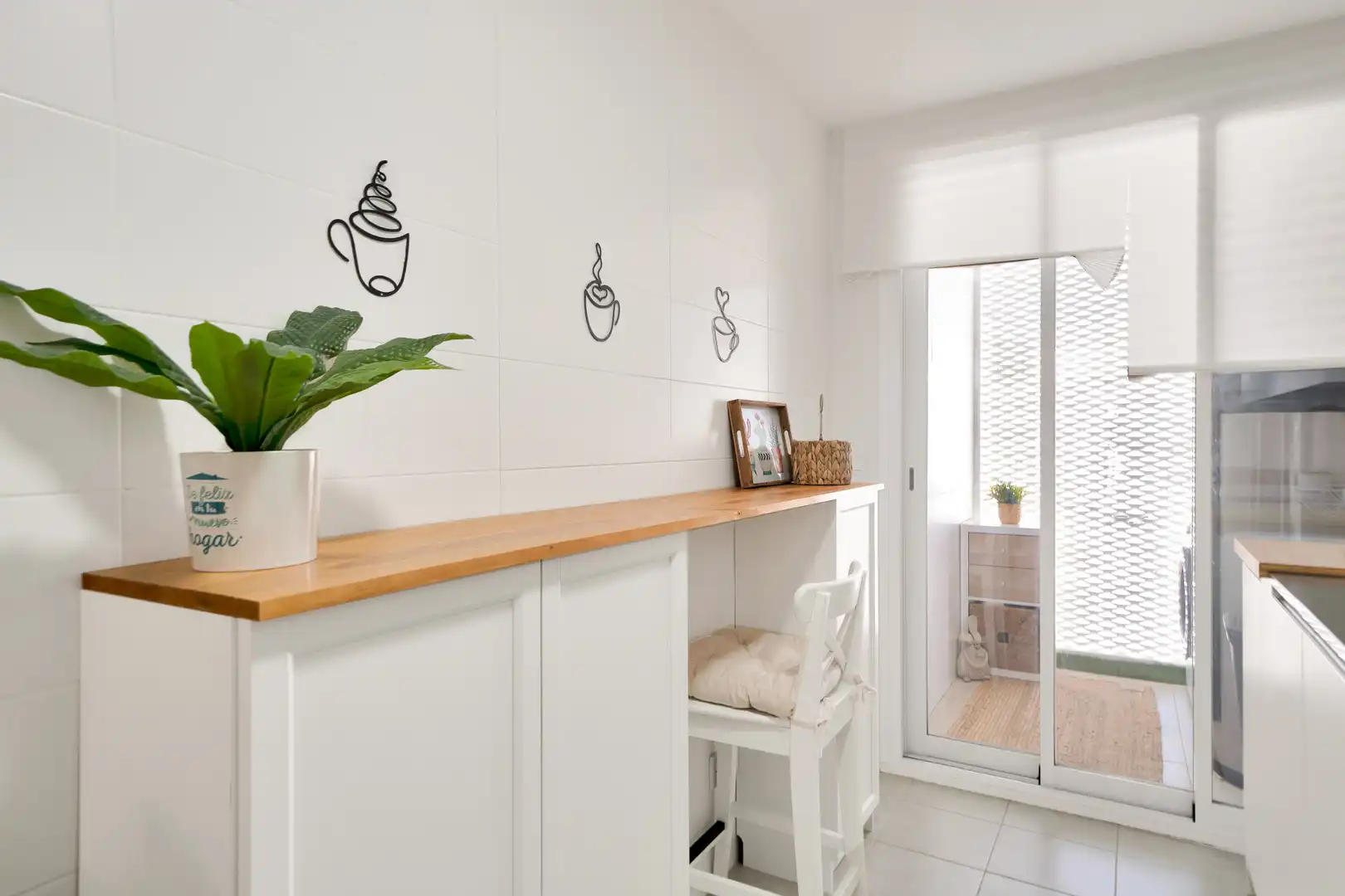 Balcony of Attic for sale in Estepona  with Air Conditioner, Terrace and Storage room