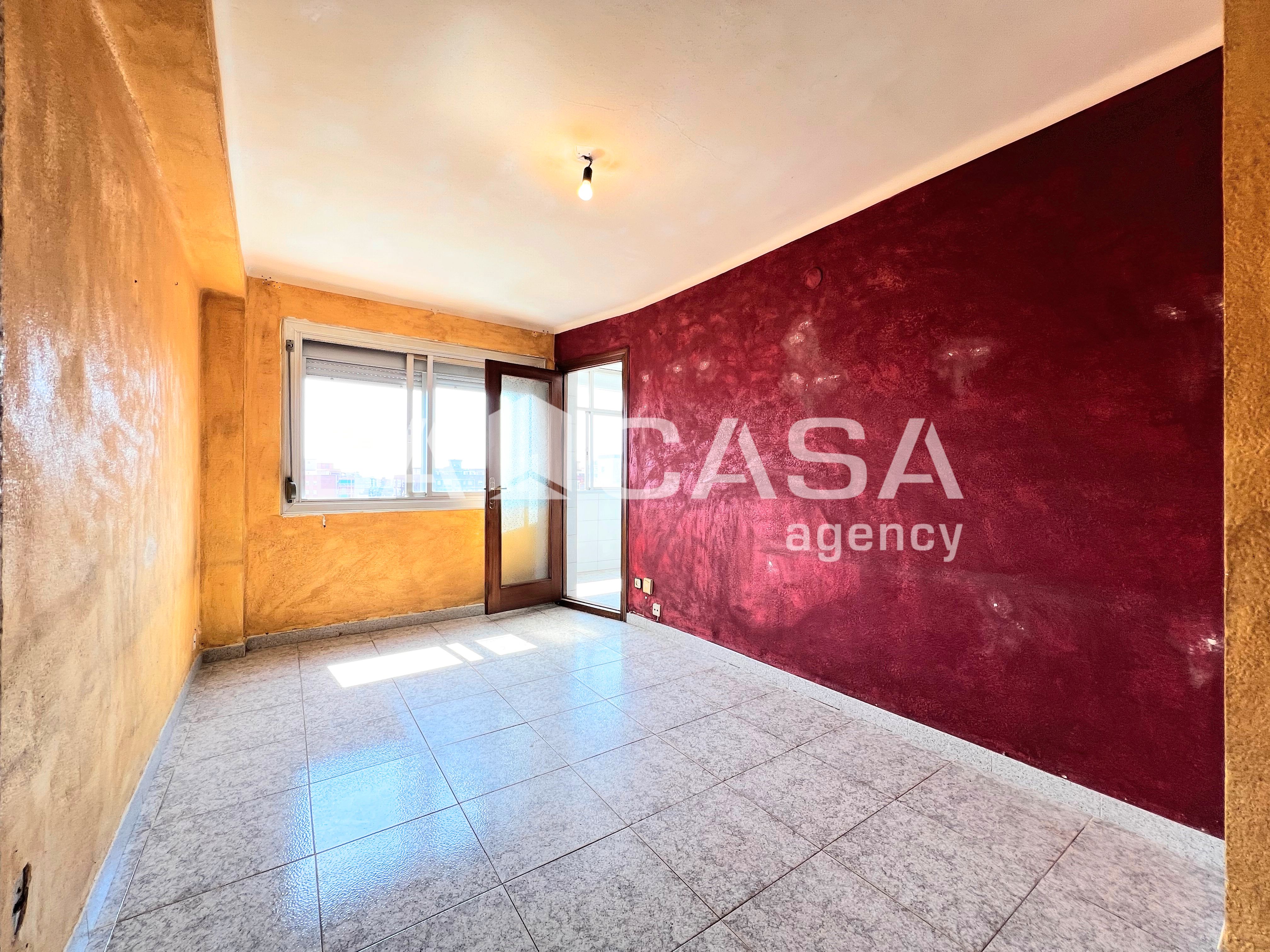 Flat for sale in Badalona  with Balcony