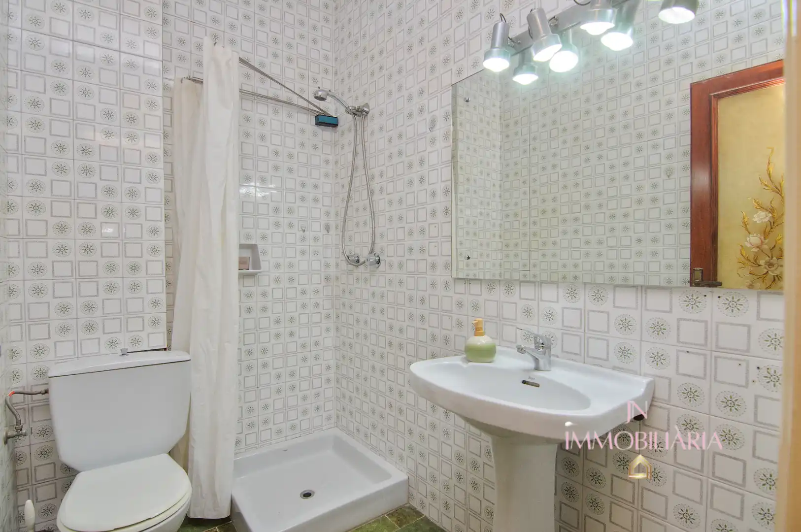 Bathroom of Flat for sale in Piera  with Balcony
