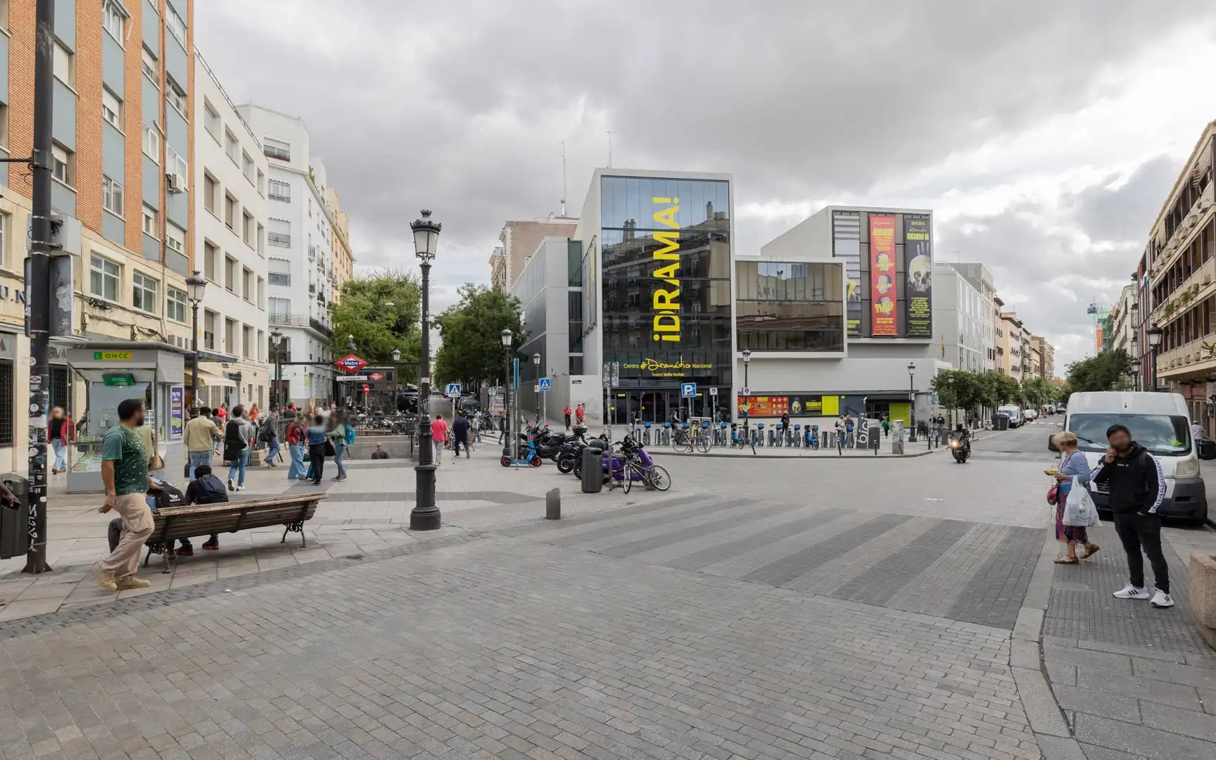 Vista exterior de Dúplex de lloguer en Madrid amb Aire condicionat, Calefacció i Moblat