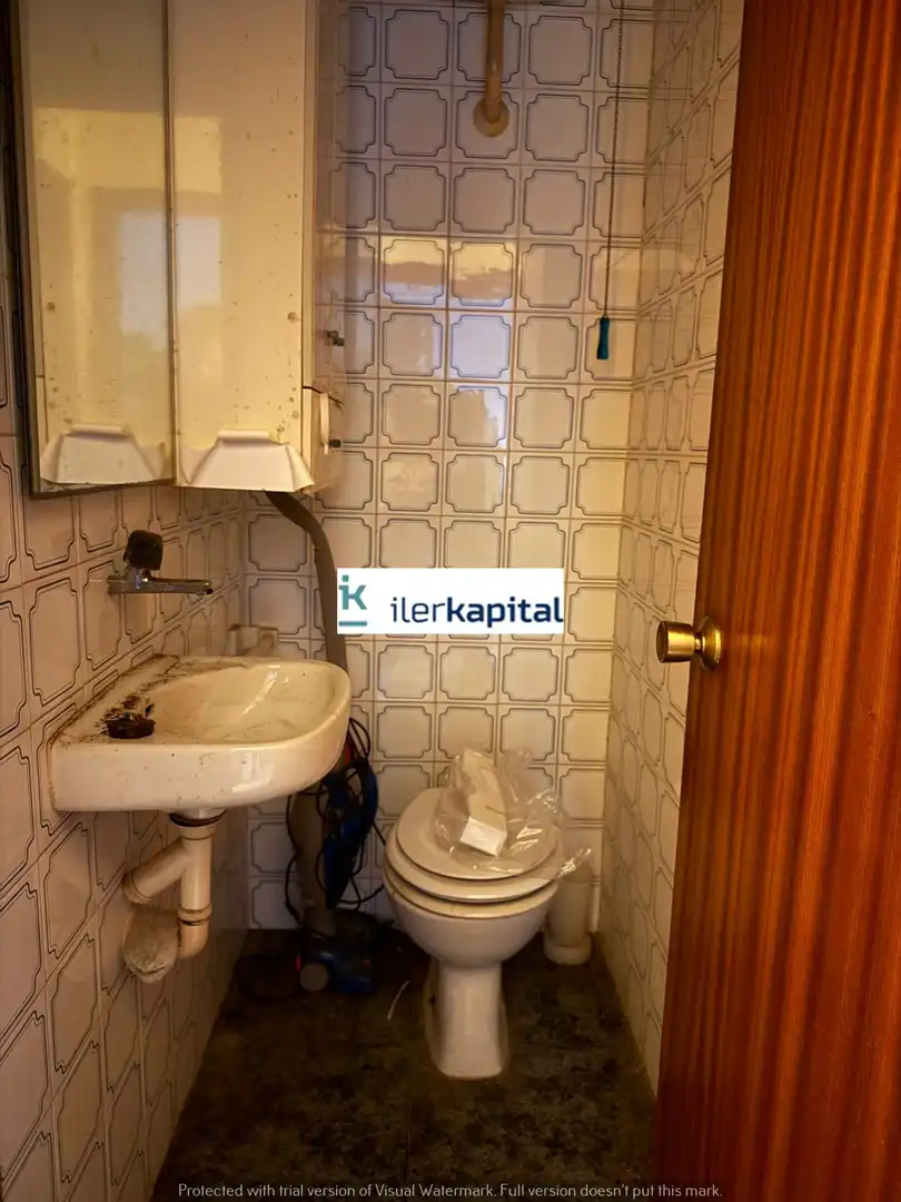Baño de Piso en venta en Almacelles con Aire acondicionado, Calefacción y Trastero