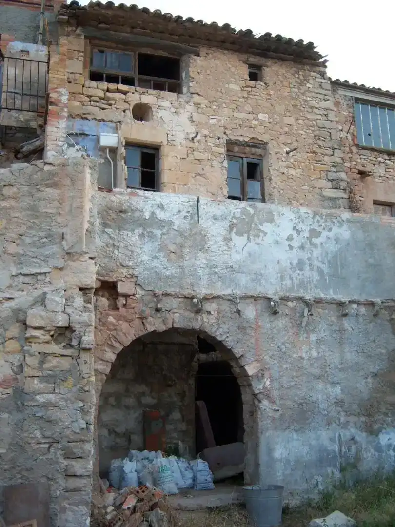 Vista exterior de Pis en venda en Els Omells de na Gaia amb Jardí privat