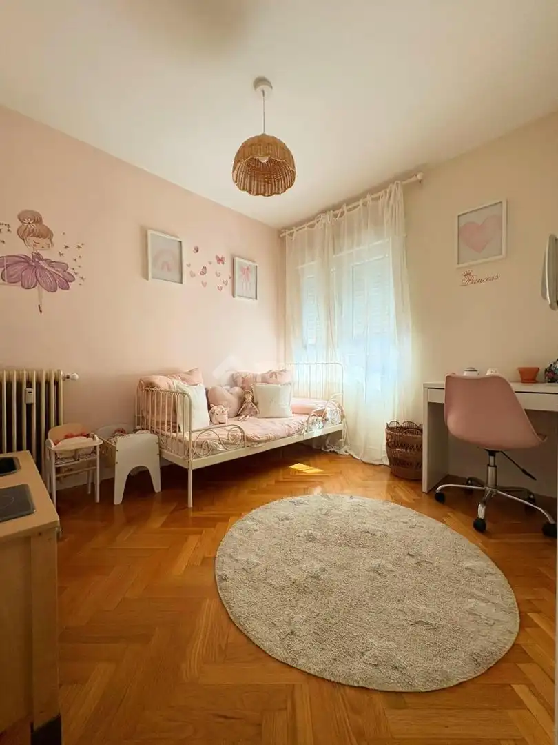 Bedroom of Flat for sale in Madrid  with Heating, Terrace and Furnished