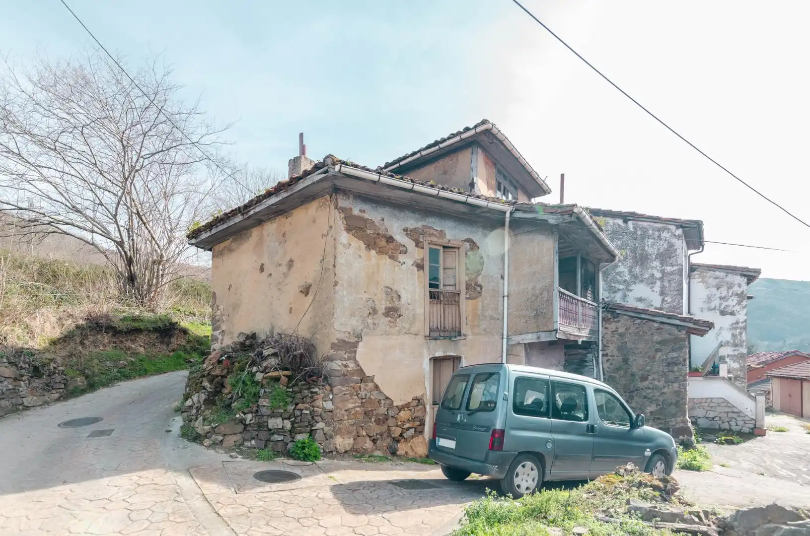 Vista exterior de Casa o xalet en venda en Riosa amb Jardí privat