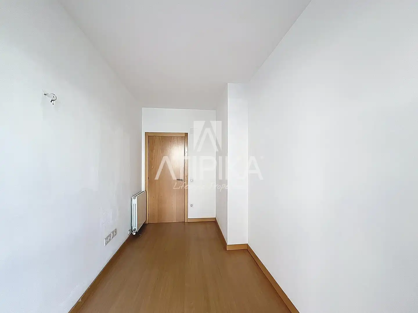 Bedroom of Flat for sale in L'Hospitalet de Llobregat  with Heating, Parquet flooring and Terrace