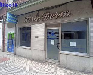 Vista exterior de Local en venda en Oviedo  amb Aire condicionat