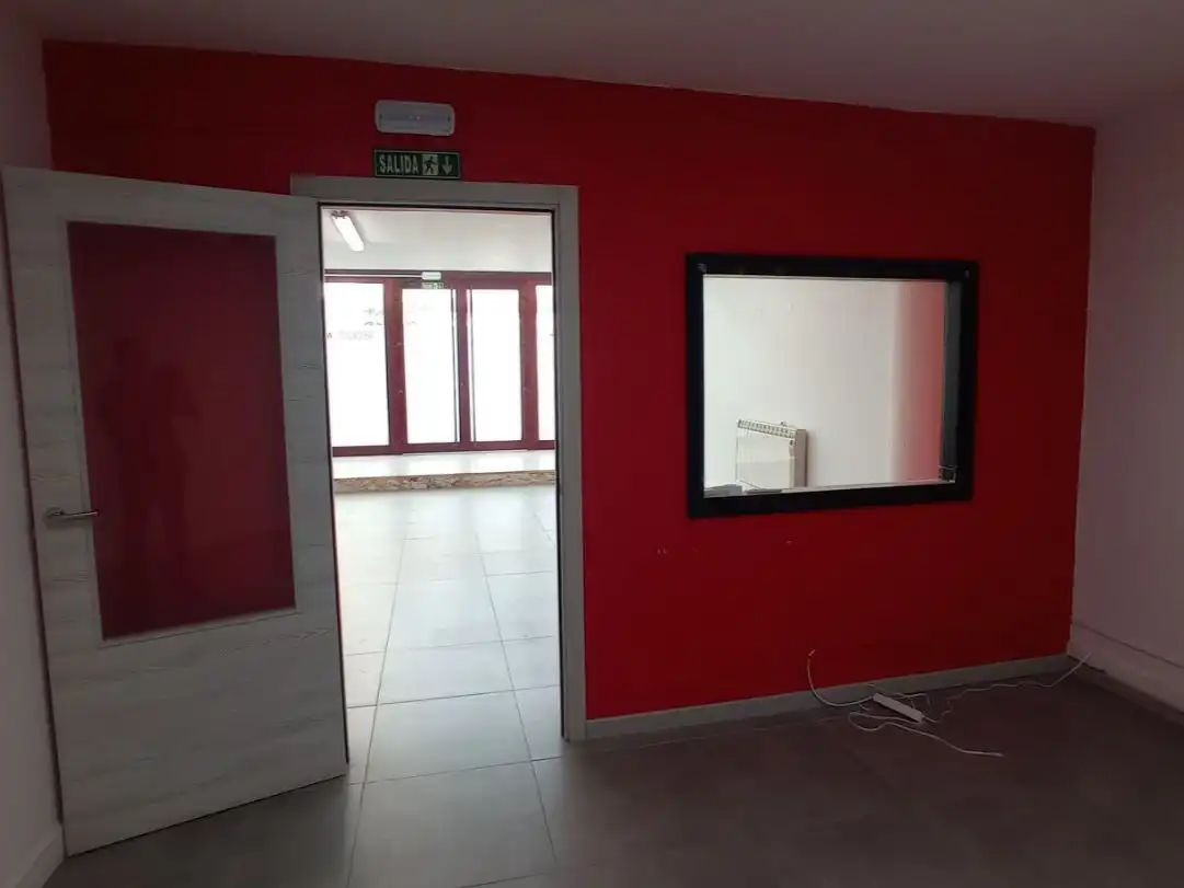 Local comercial de lloguer a Carrer de Vilamar 88, imagen 5