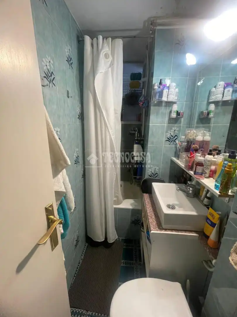 Badezimmer von Wohnung zum Verkauf in Madrid