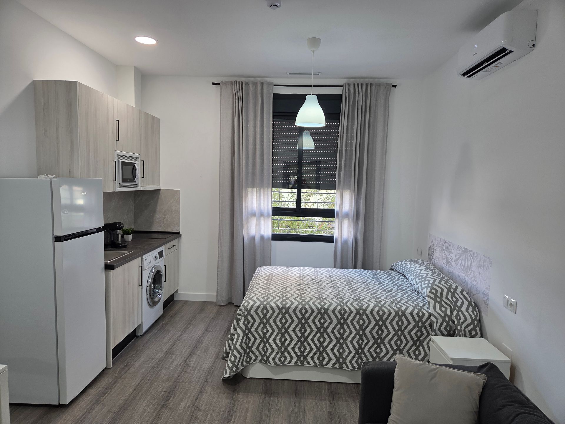 Apartament de lloguer a Calle Lope de Rueda, Fuente Alegre - El Chaparral - Los Morales, Puerto de la Torre - Atabal, Málaga Capital