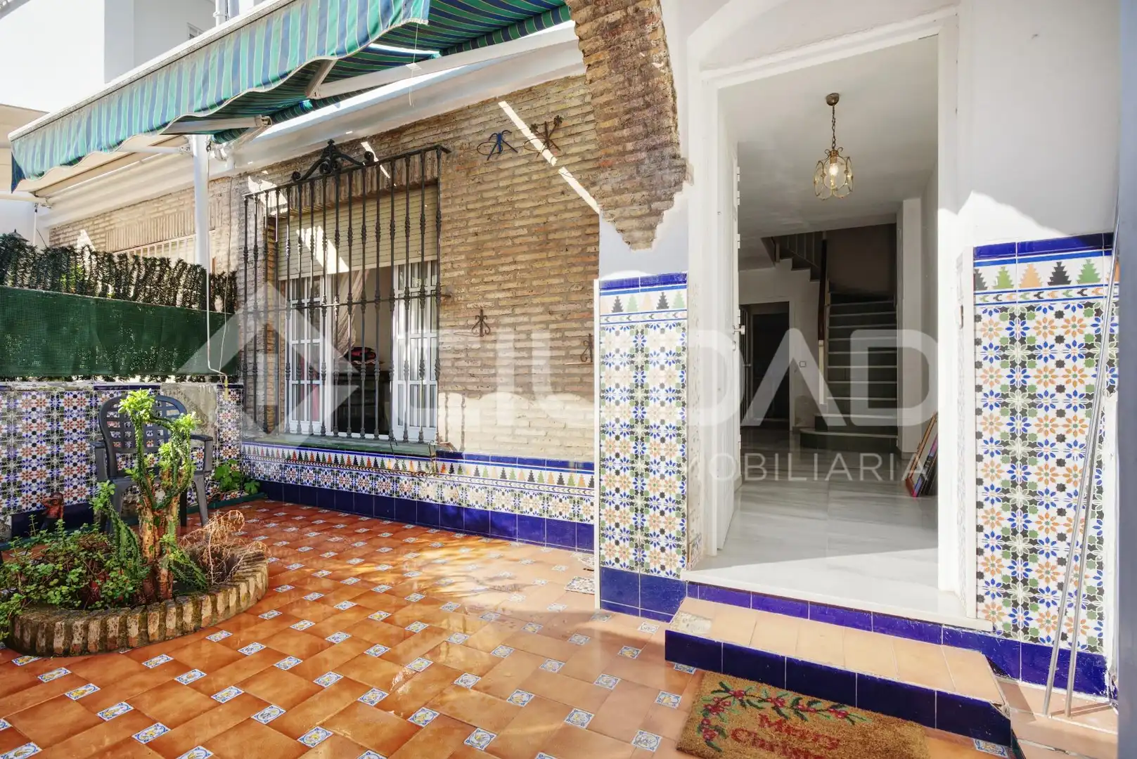 Exterior view of Detached homes for sale in Tomares  with Storage room