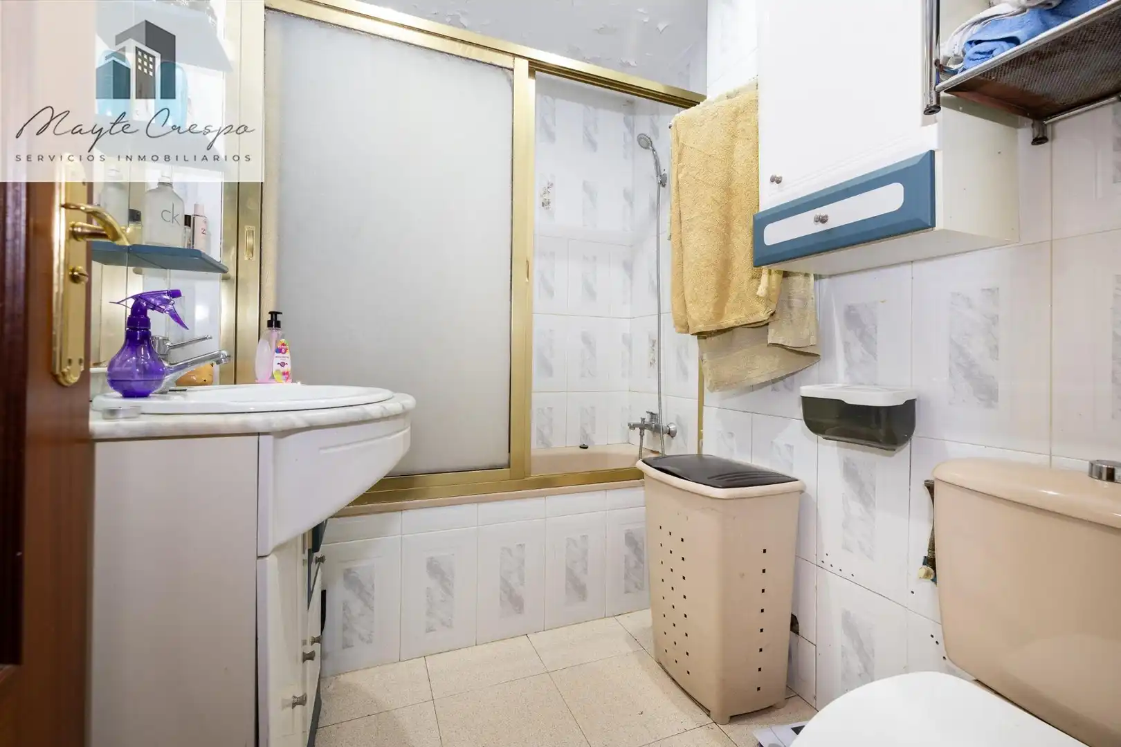 Baño de Piso en venta en La Zubia con Aire acondicionado, Trastero y Balcón