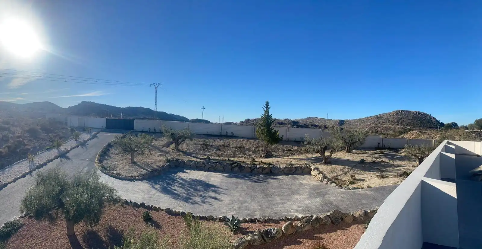 Casa o xalet en venda en Elda amb Aire condicionat, Jardí privat i Terrassa