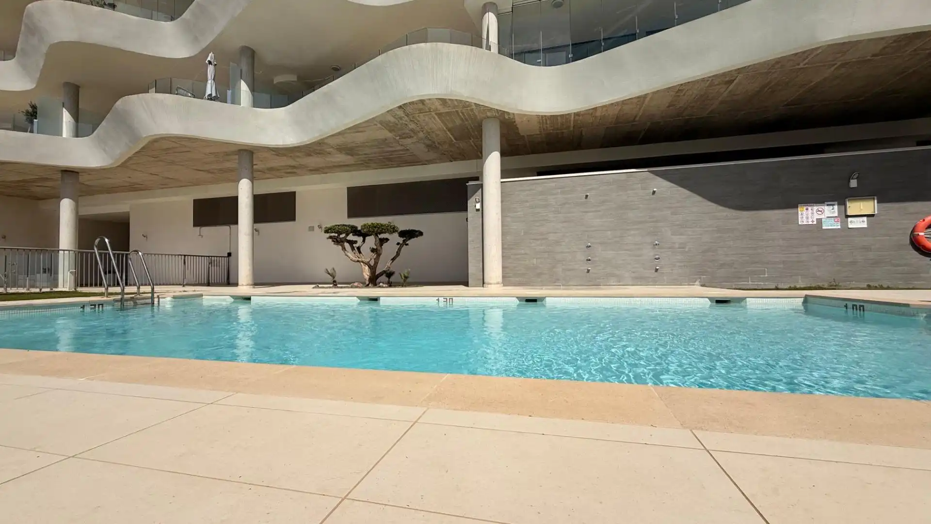 Schwimmbecken von Dachboden zum Verkauf in Benalmádena mit Klimaanlage, Terrasse und Abstellraum