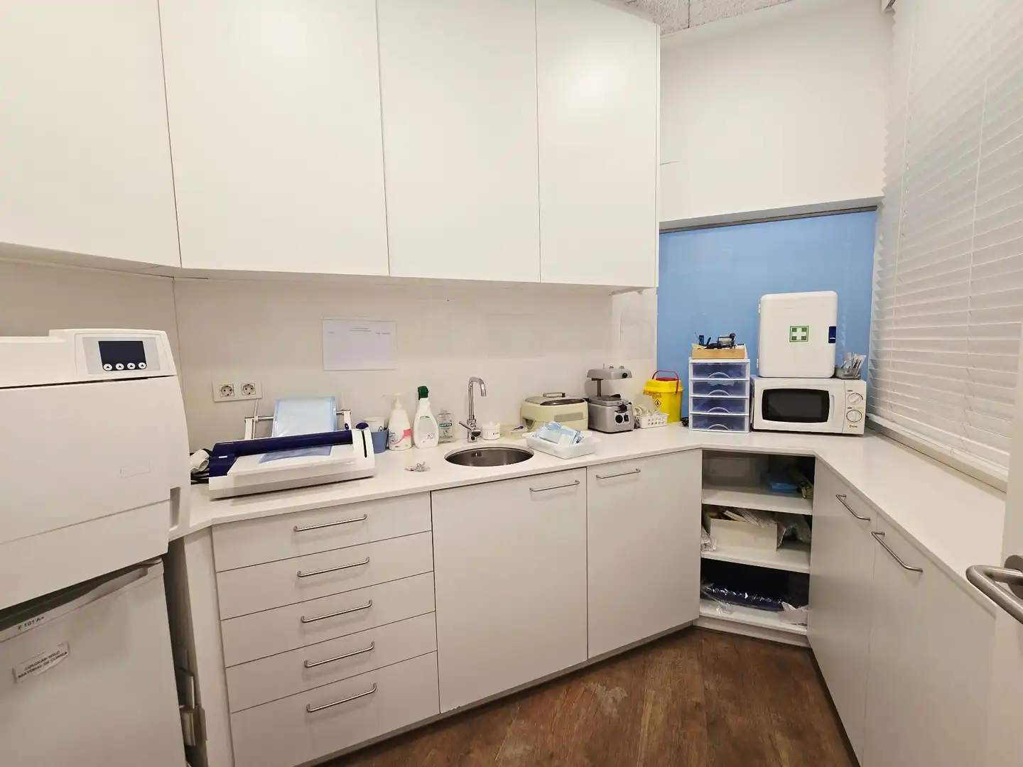 Cocina de Local en venta en Sant Cugat del Vallès con Aire acondicionado