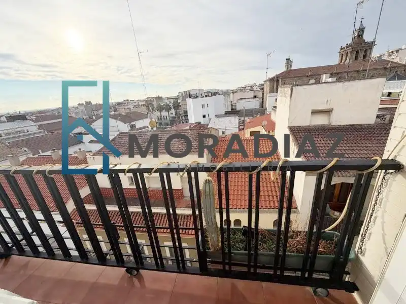 Vista exterior de Piso en venta en Villanueva de la Serena con Aire acondicionado, Calefacción y Amueblado