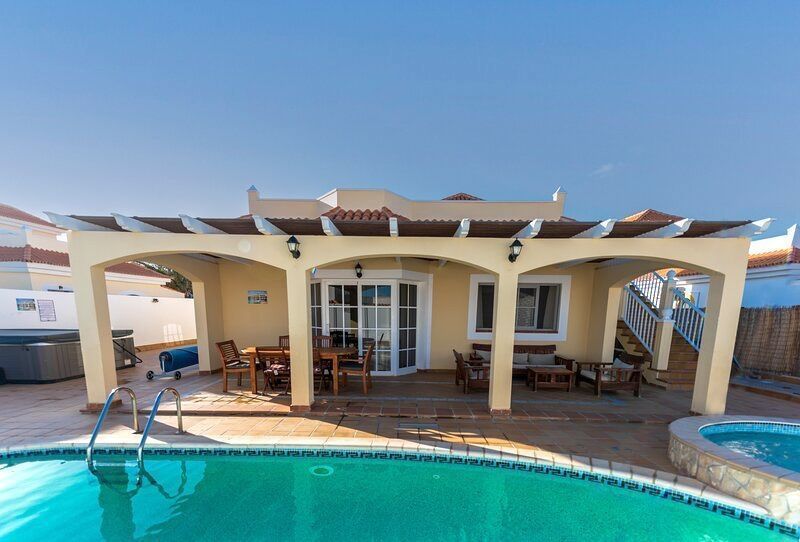 Piscina de Casa o xalet en venda en Antigua amb Aire condicionat, Jardí privat i Traster