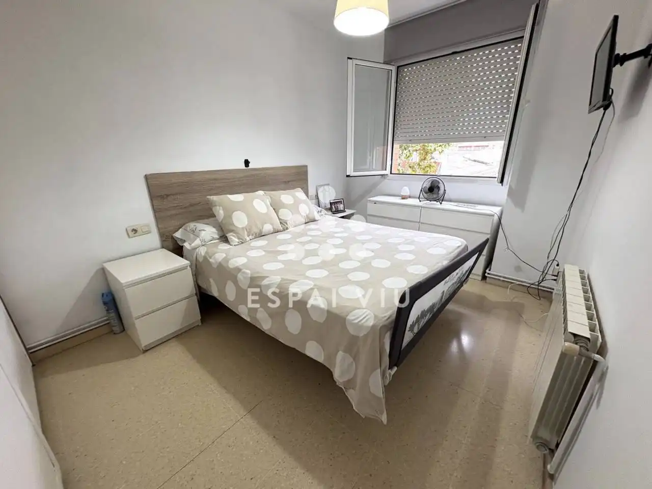 Piso en venta en Espronceda