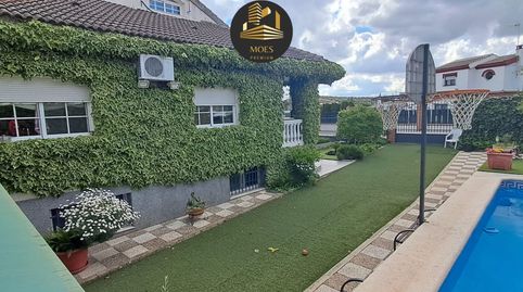 Chalet en venta en Martos, 3 dormitorios., imagen 2